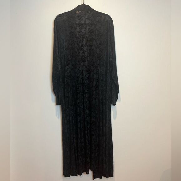 NWT Torrid Black Velvet Burnout Kimono Skeleton Damask Print Duster 4X 26 - Picture 12 of 13